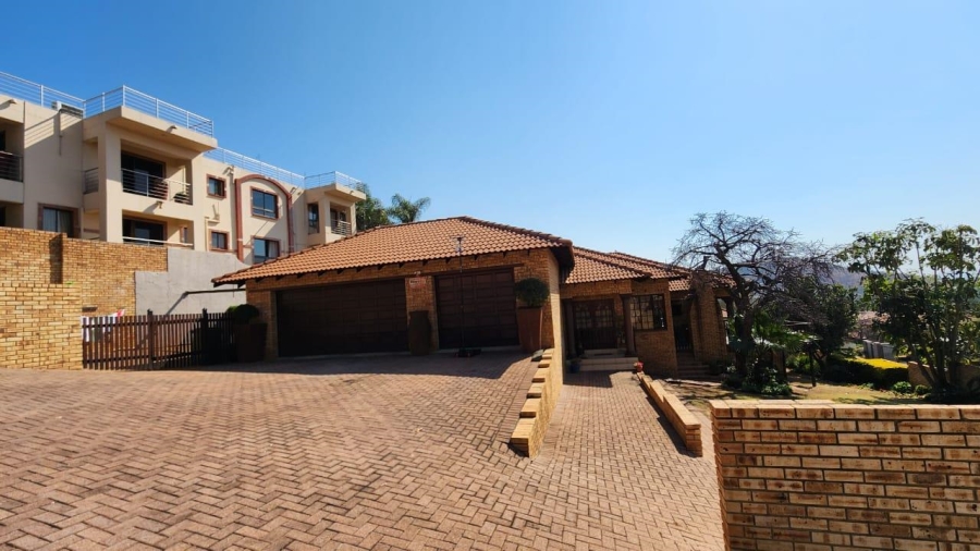 4 Bedroom Property for Sale in Rustenburg North West
